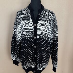 Women’s Norwegian Handknit Norsk Husflids Black and White Cardigan Sweater